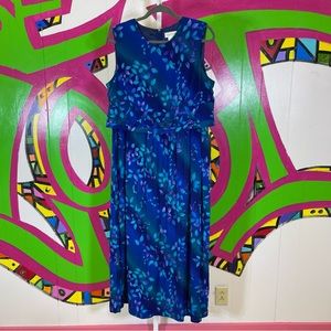 Worthington, Vintage Sleeveless Floral Dress. Size 14. In excellent condition!